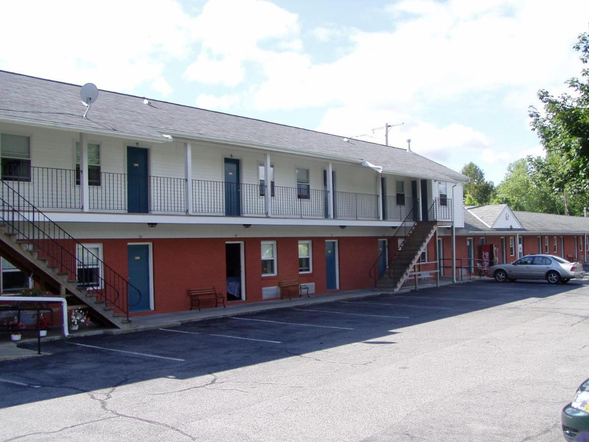 Sunset Inn Lee Bagian luar foto